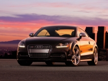 Audi TTS - USA version 2010 05